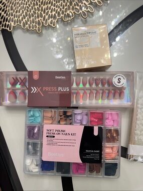 Beetles Soft Polish Press-On Nails Kit — Assorted Pink, Nude & Blue Shades